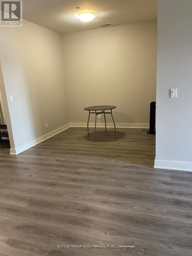 Photo - 150 Main St W Unit 604