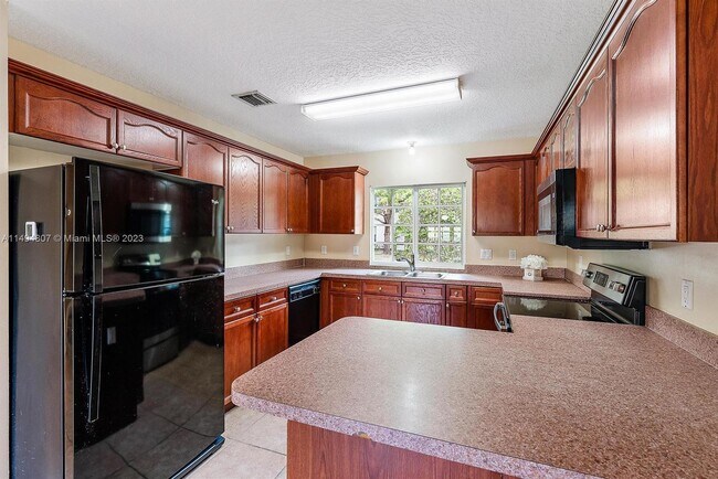 Photo - 3812 Dove Landing Rd Unidad 13