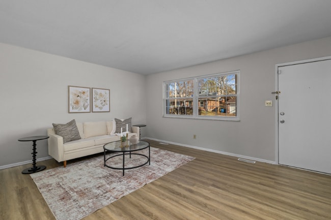 Photo - 3253 Greenbridge Dr