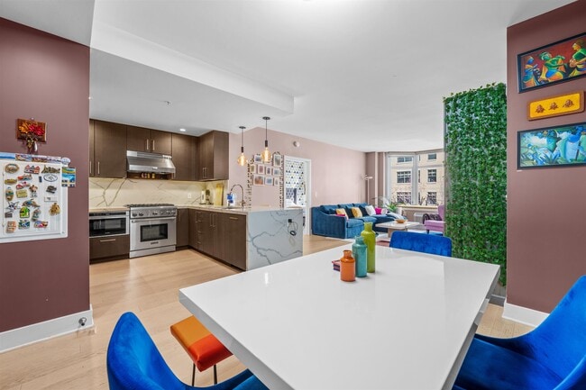 Photo - 1400 Hudson St Unit 233