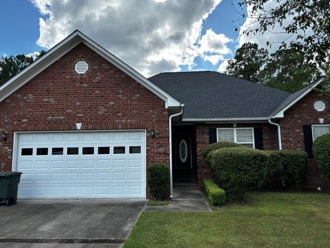 Building Photo - For Rent – 4 Bedroom, 2 Bathroom Home with...