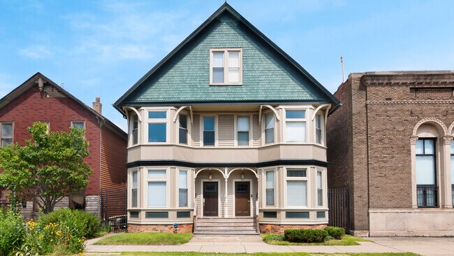 Photo - 1510 Trumbull St