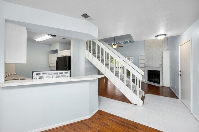 Photo - 12755 Mill Ridge Dr Unit 301