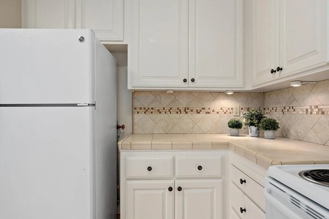Photo - "Charming 3-Bed, 2-Bath Oasis in Capitola's Prime Park Ave Location"