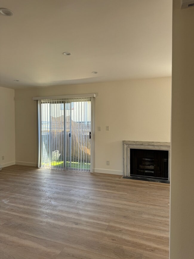 Photo - 11745 Courtleigh Dr Unit 104