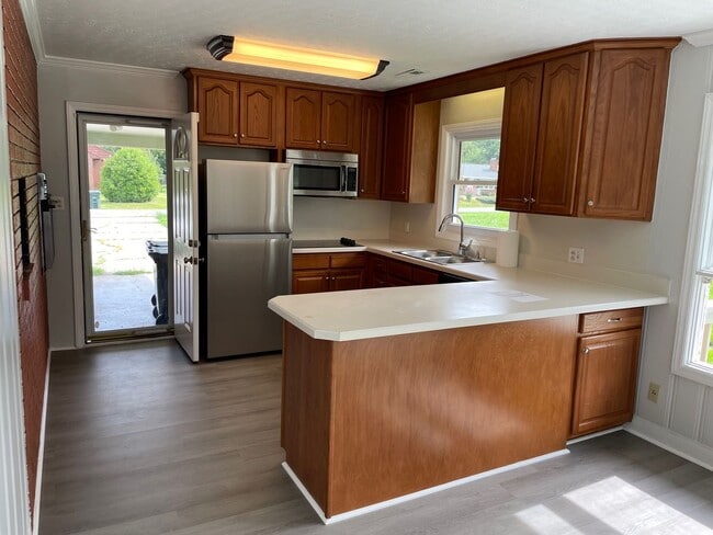 Photo - 3 BED, 2 BATH HOME LOCATED IN GREENSBORO