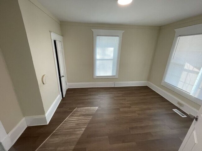 Photo - 113 Bragg Street