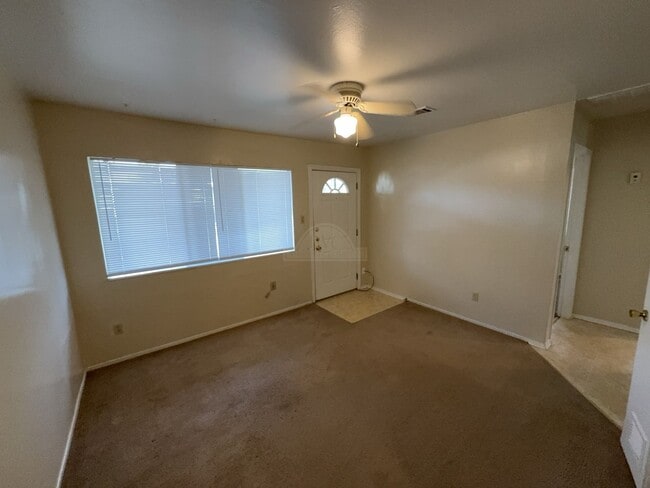 Photo - 1406 Bundrant Dr