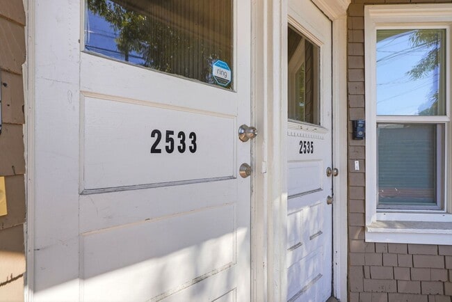 Photo - 2533-2535 Filbert Street