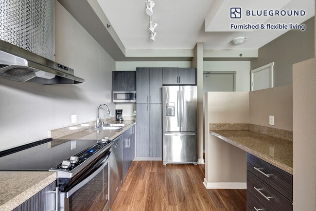 Photo - 989 112th Ave NE Unidad FL17-ID203