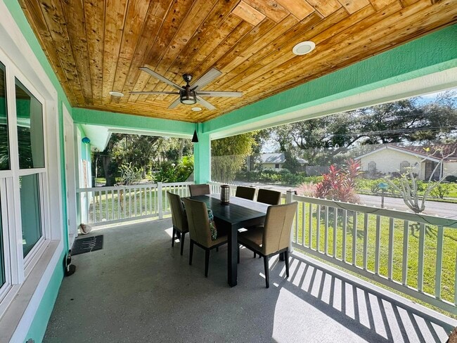 Photo - 2415 Laurel Ln Casa