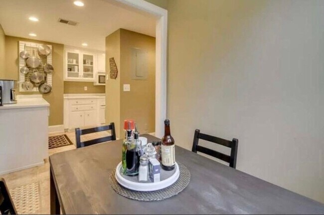 Photo - Gorgeous condo located in Summerville Clos...