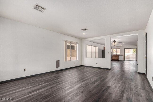 Photo - 1828 Vista Pointe Ave