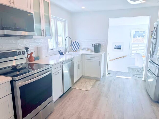 32 Malta St