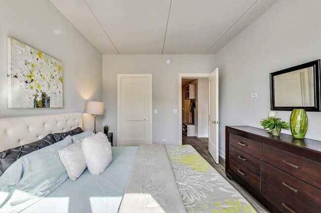 Photo - 0 bedroom in Chicago IL 60610 Unit 603