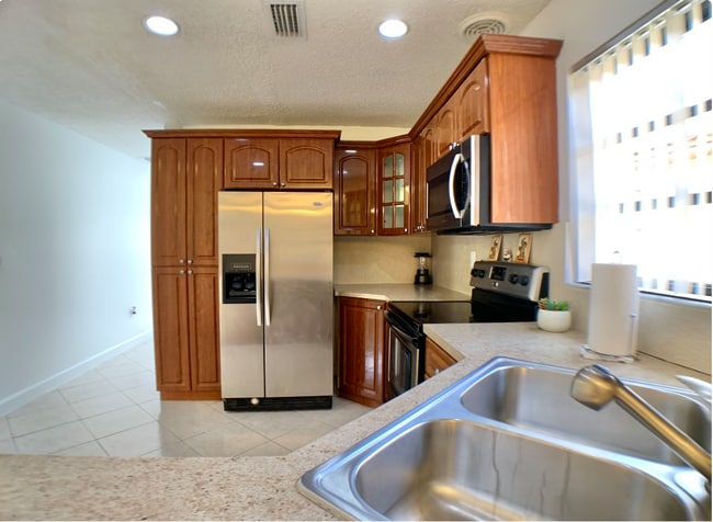 Photo - 6411 W 22nd Ct