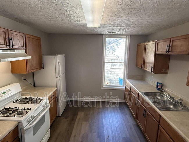 Photo - 1462 St Michael Ave