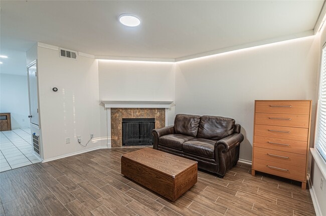 Photo - 1702 Good Day Dr