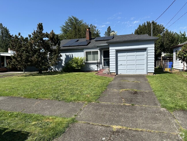 Building Photo - 5105 SE 51st Ave Rental