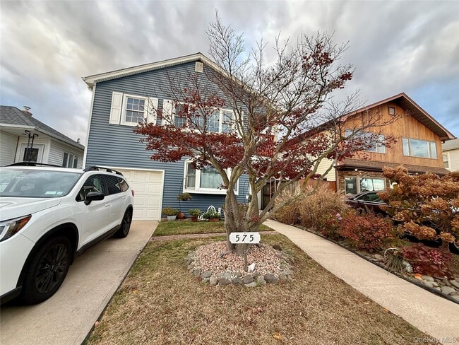 Photo - 575 E Fulton St Unidad Upper