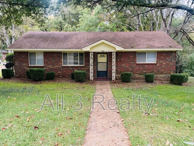 Building Photo - 320 Green Ridge Rd