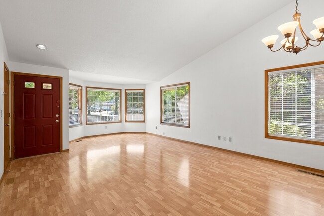 Photo - 3 Bedroom Home in Troutdale