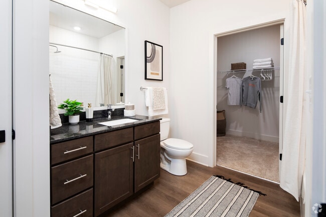 2BR, 2BA - 1,102SF 2nd Bathroom