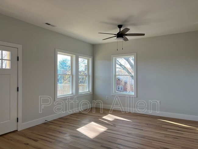 Photo - 25 Nevada Ave Unit 201