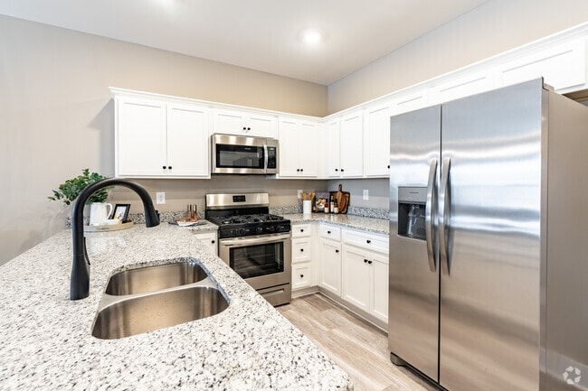 3BR-25BA-1360SF - Kitchen