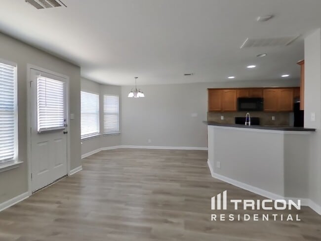 Photo - 9046 Bowring Park