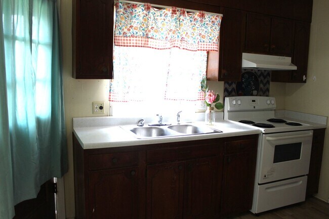 Photo - Cliffdale Area