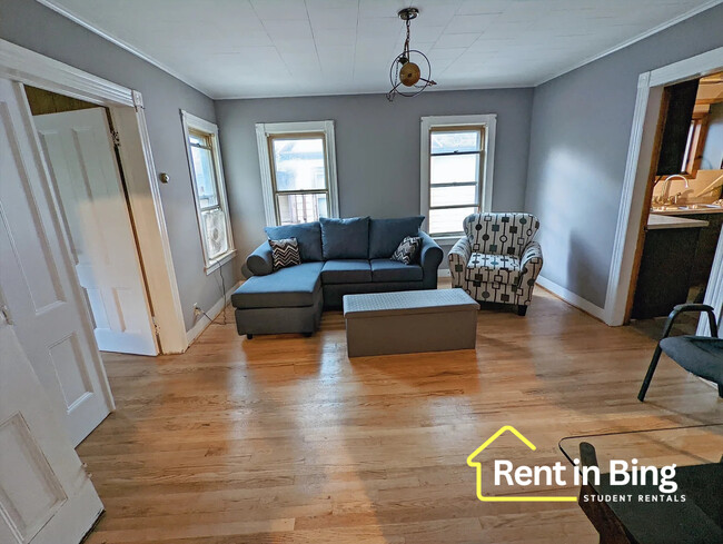 Building Photo - 52 Saint John Ave Rental