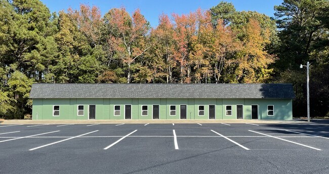 Photo - Potomac Pines- Apartment Living