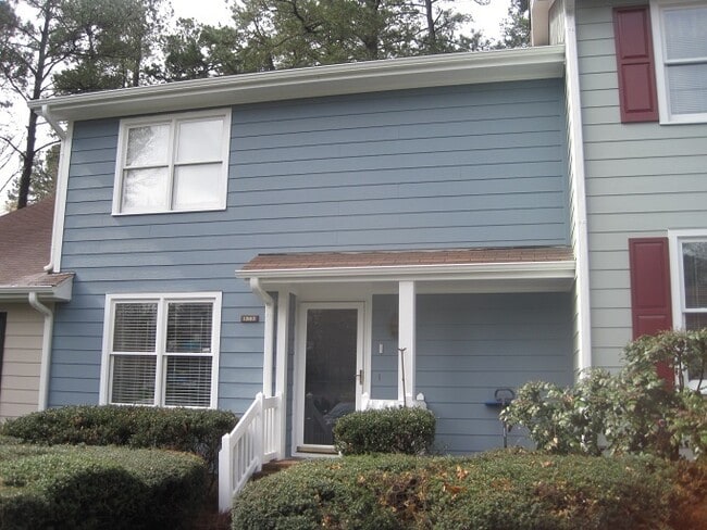 Photo - 1583 Laureldale Dr