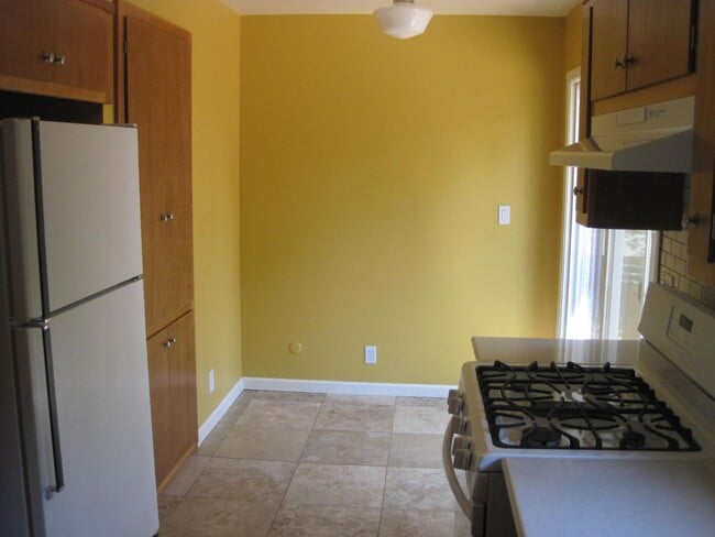 Photo - 10 Blossom Way