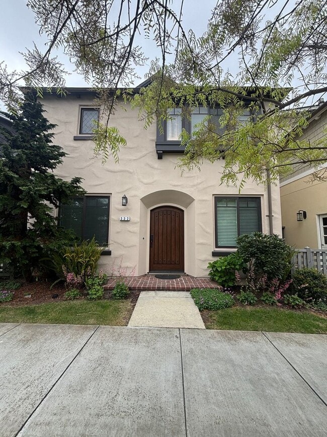 Building Photo - PETS WELCOME AT GRAFTON TERRACE Rental