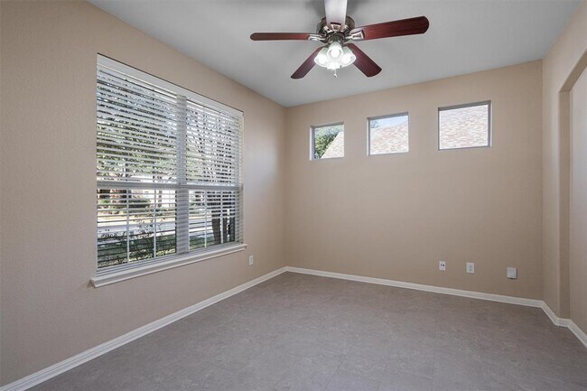 18921 Wandering Vine Cove