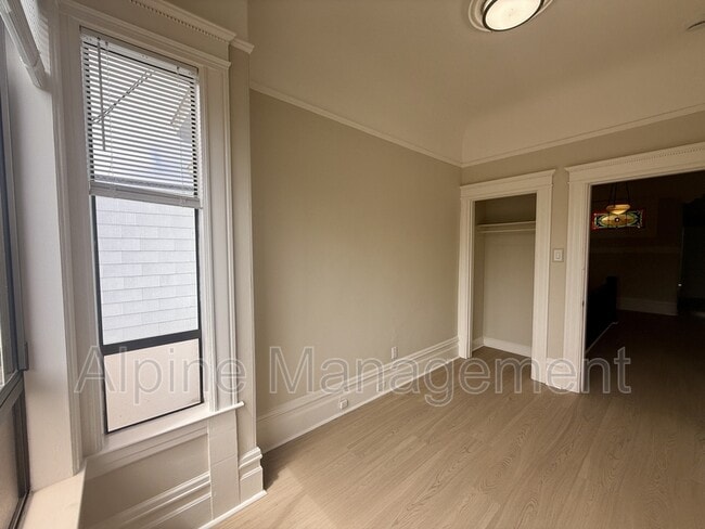 Photo - 272 4th Ave