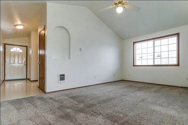 Photo - IveJ02 Unit 03