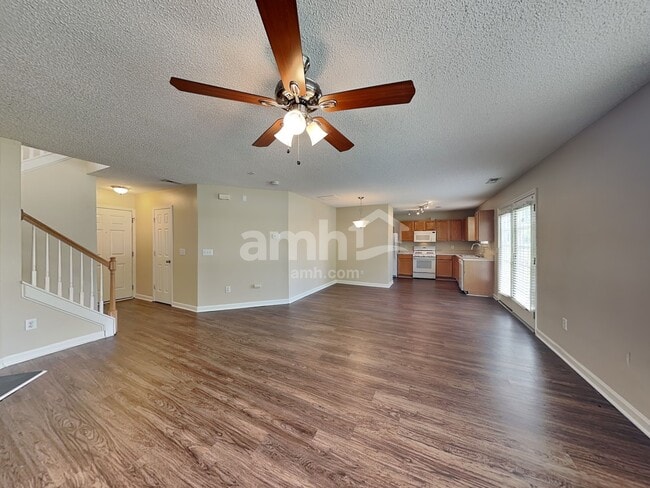 Photo - 1006 Fort Clapsop Ct
