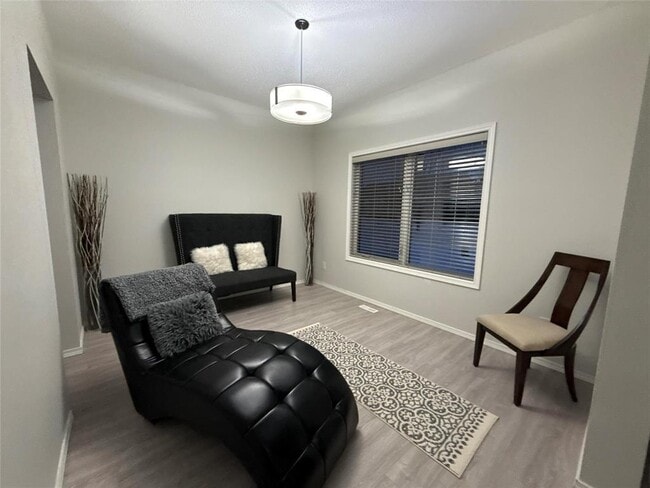 Photo - 71 Appleford Gate