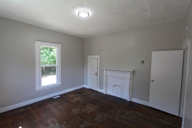 Photo - 215 Stewart Ave