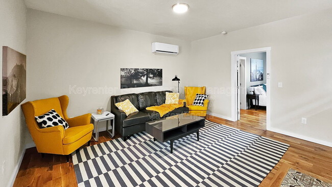 Photo - 1318 N 11th St Unidad 1318 N 11th