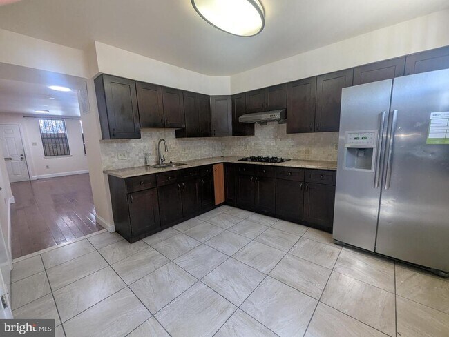 Photo - 1624 W Diamond St