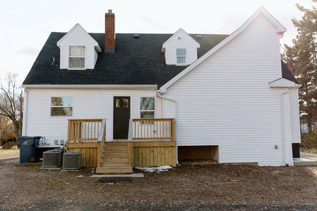 Photo - 114 Baker St Unit Apt #2