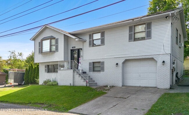 Photo - 2402 Dimmick Ave