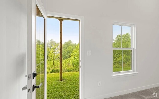 Building Photo - 726 Iron Gate Rd Rental