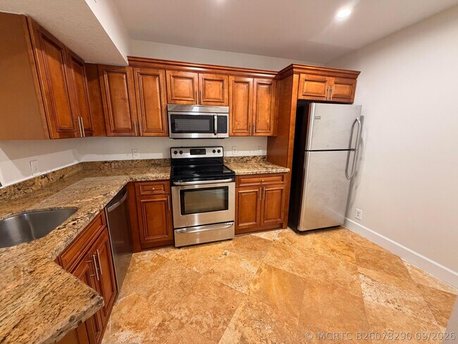 8871 Wiles Rd Unit 303