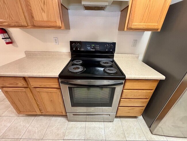 Photo - 6310 Oak St Unit 6310 Oak St #205