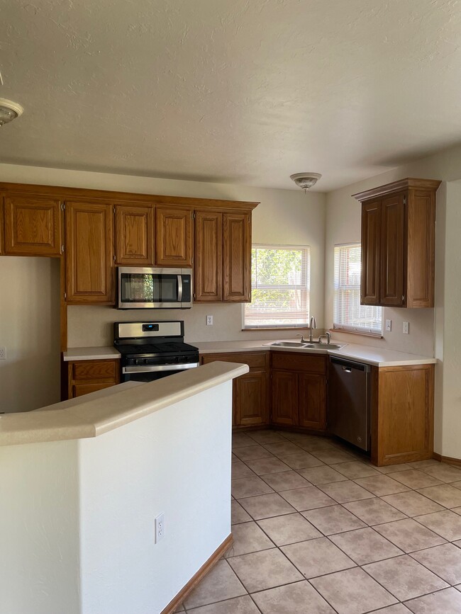 Photo - 813 N Harrison Ave